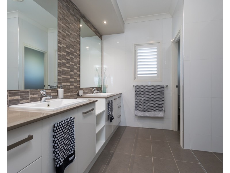 Redland Bay QLD 4165