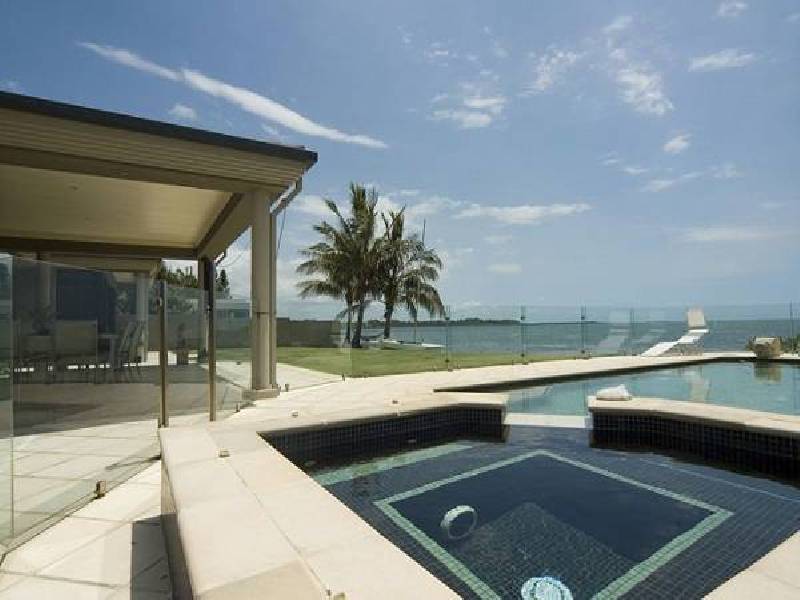 10 Sentinel Court, Raby Bay QLD 4163