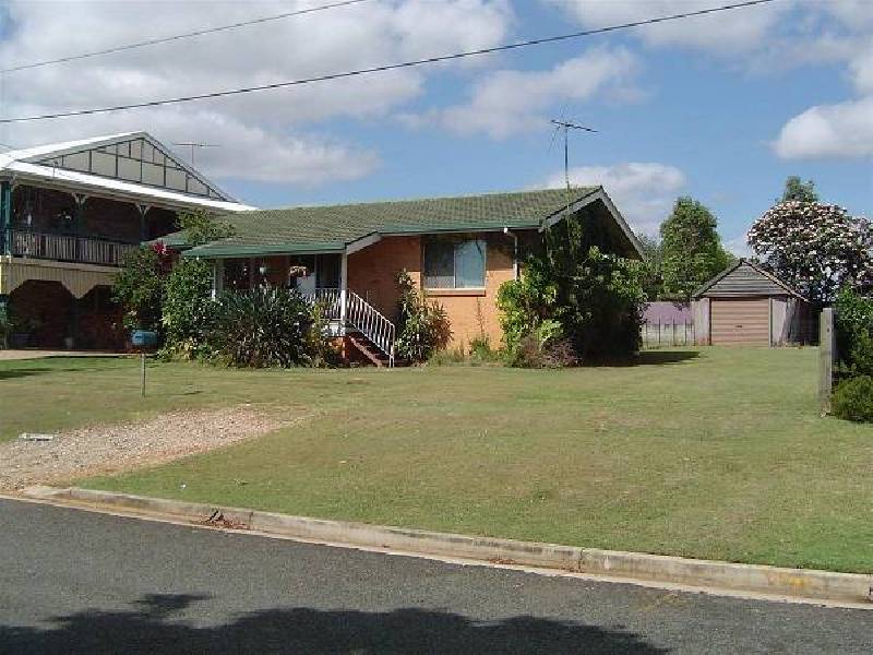 12 Wellesley Street, Wellington Point QLD 4160