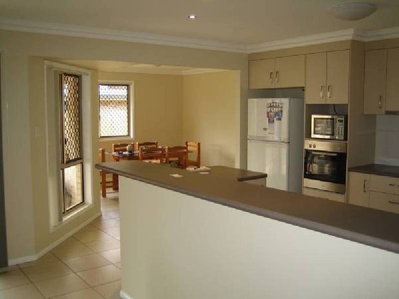 37 Parklink Drive, Redland Bay QLD 4165