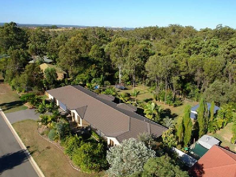 12 Grevillea Street, Redland Bay QLD 4165