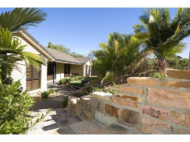 12 Grevillea Street, Redland Bay QLD 4165