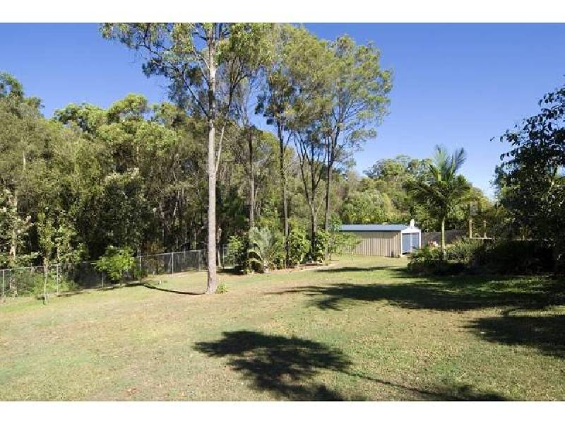 12 Grevillea Street, Redland Bay QLD 4165