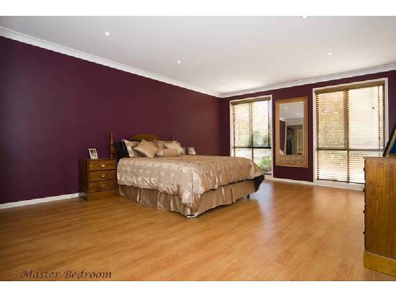 12 Grevillea Street, Redland Bay QLD 4165