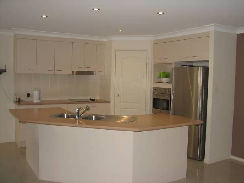 4 Sam Place, Thornlands QLD 4164