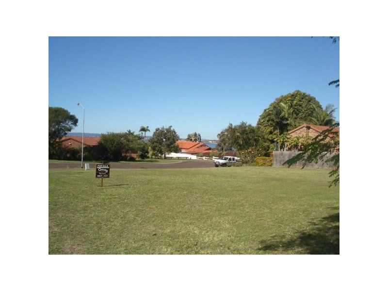 4 OUTLOOK PARADE, Ormiston QLD 4160