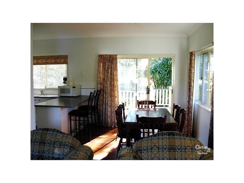 14 Merindah Street, Coochiemudlo Island QLD 4184