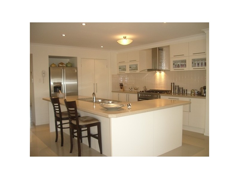 33 Whitby Place, Thornlands QLD 4164