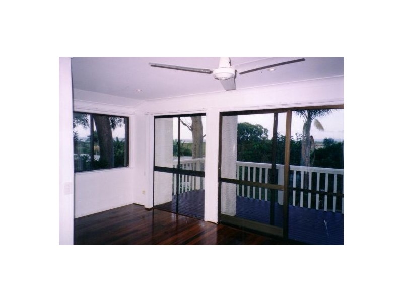 345 Main Road, Wellington Point QLD 4160
