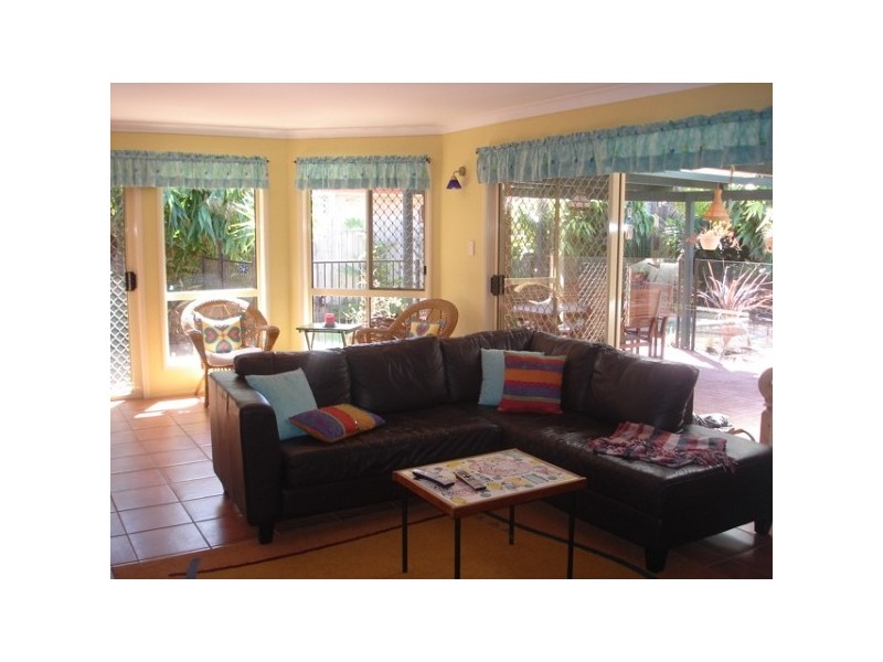 1 FRANCIS STREET, Ormiston QLD 4160