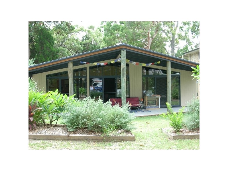 37 James Street, Coochiemudlo Island QLD 4184