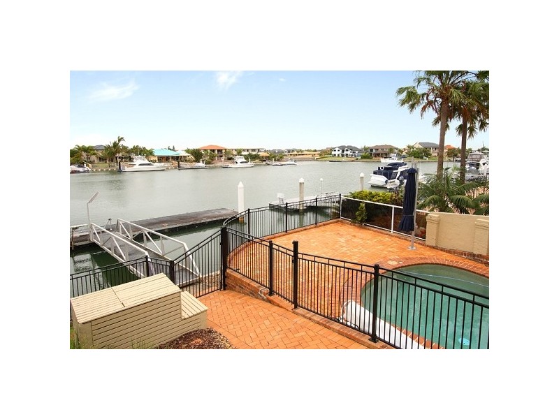 4 Caravel Court, Raby Bay QLD 4163