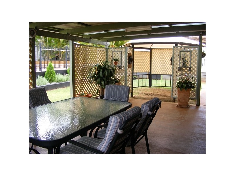 6 Chipping Drive, Alexandra Hills QLD 4161