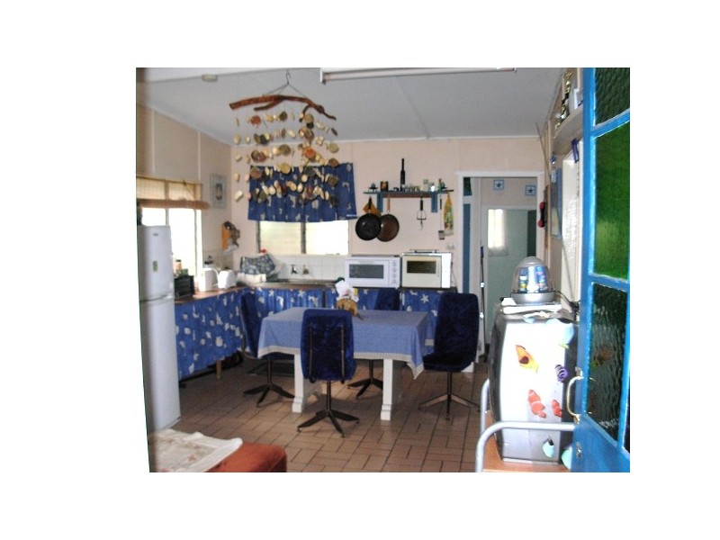 14 Marana Street, Coochiemudlo Island QLD 4184