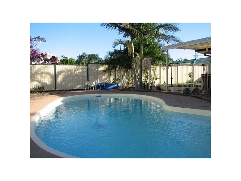 24 Benfer Road, Victoria Point QLD 4165