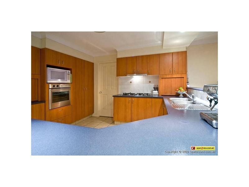 33 Mergowie Drive, Cleveland QLD 4163