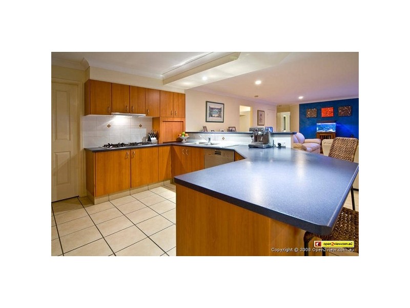 33 Mergowie Drive, Cleveland QLD 4163