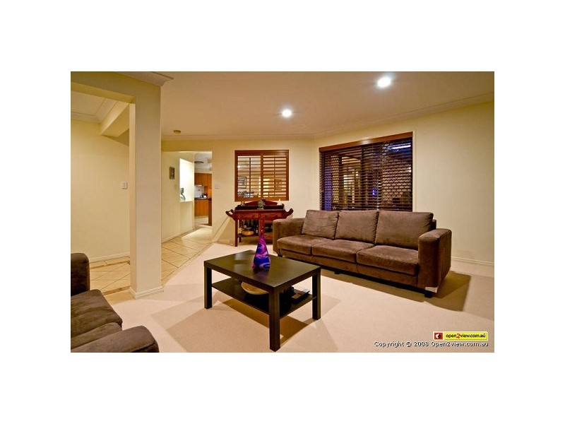 33 Mergowie Drive, Cleveland QLD 4163