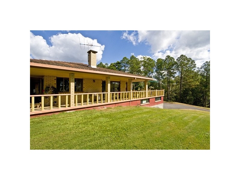 62 Giles Road, Redland Bay QLD 4165