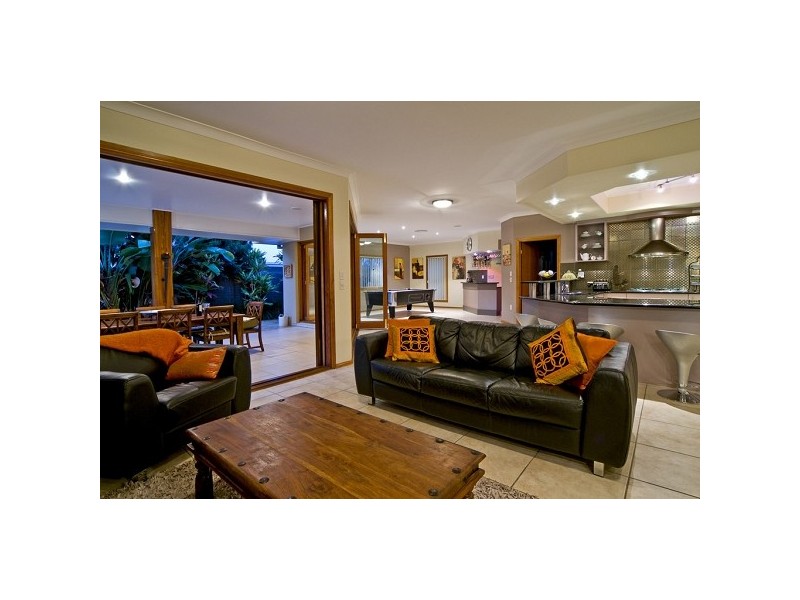 16 Conochie Place, Ormiston QLD 4160