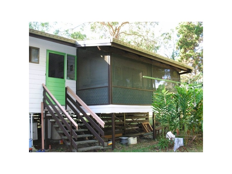 18 Marana Street, Coochiemudlo Island QLD 4184