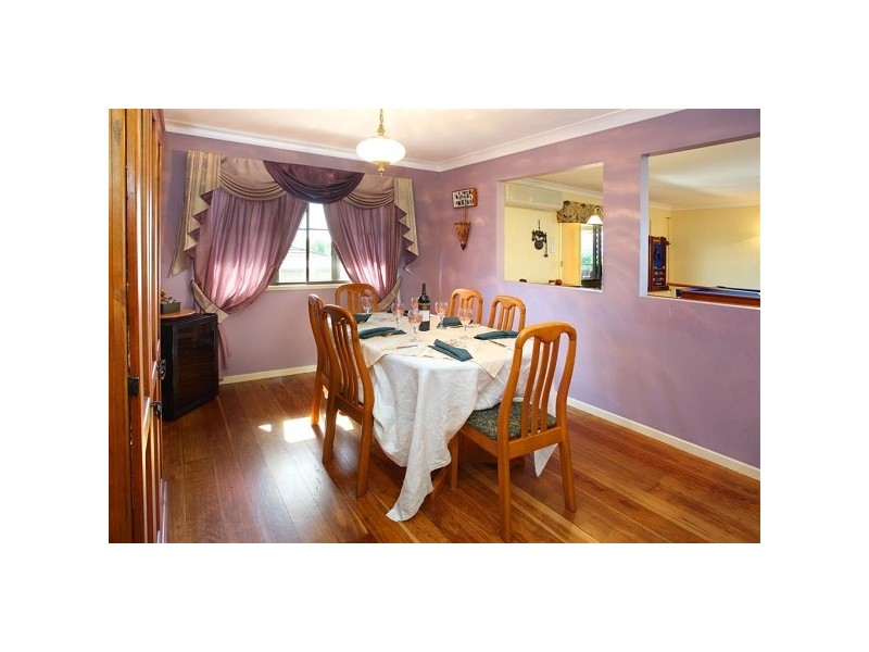 42 Mooroondu Road, Thorneside QLD 4158