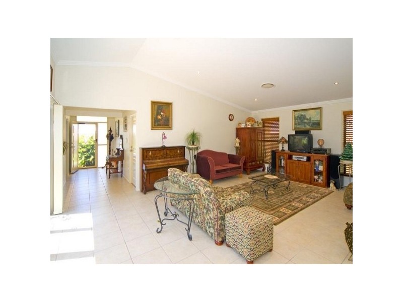 25 Beddoe Street, Thornlands QLD 4164