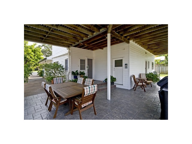 119 Passage Street, Cleveland QLD 4163