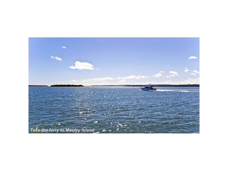 28 Aruma Street, Macleay Island QLD 4184