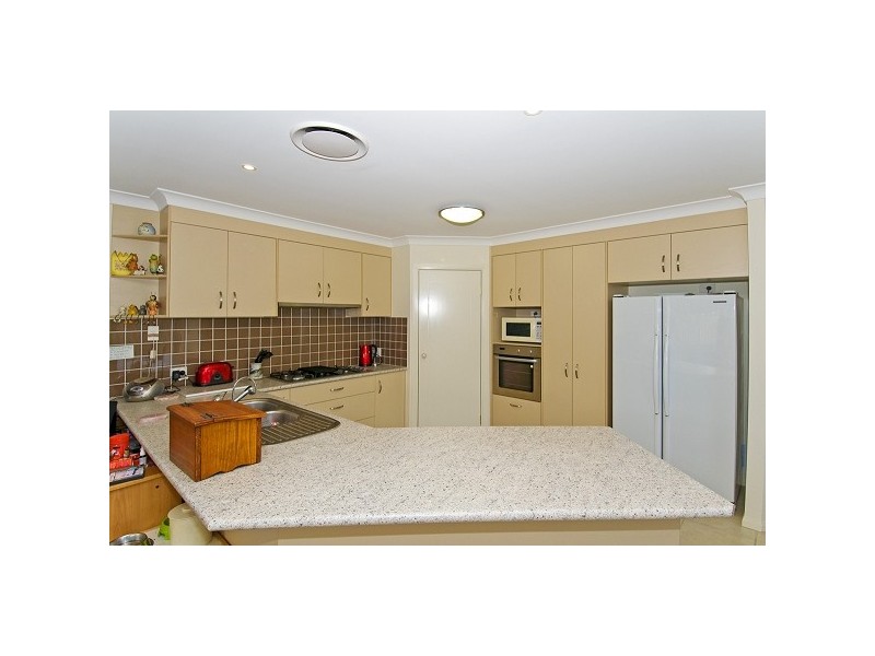 18 Whitby Place, Thornlands QLD 4164