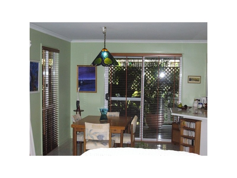 12 George Street, Coochiemudlo Island QLD 4184