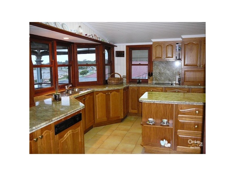 81-83 Mooroondu Rd, Thorneside QLD 4158