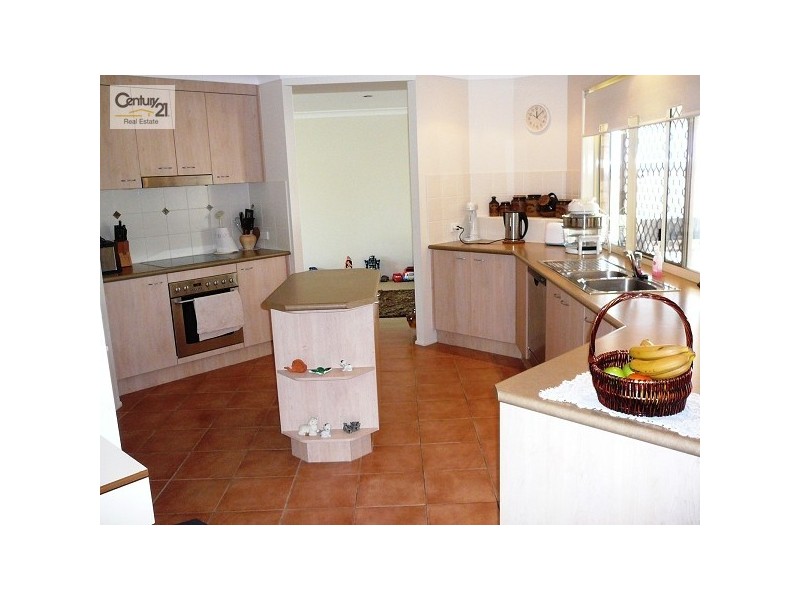 13 Lidgard Street, Thornlands QLD 4164