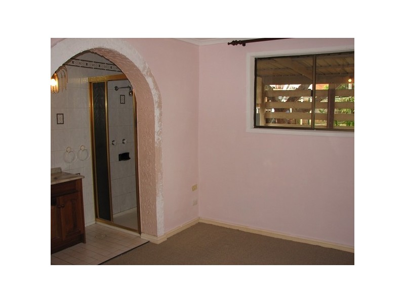 40 Cleveland/Redland Bay Road, Thornlands QLD 4164