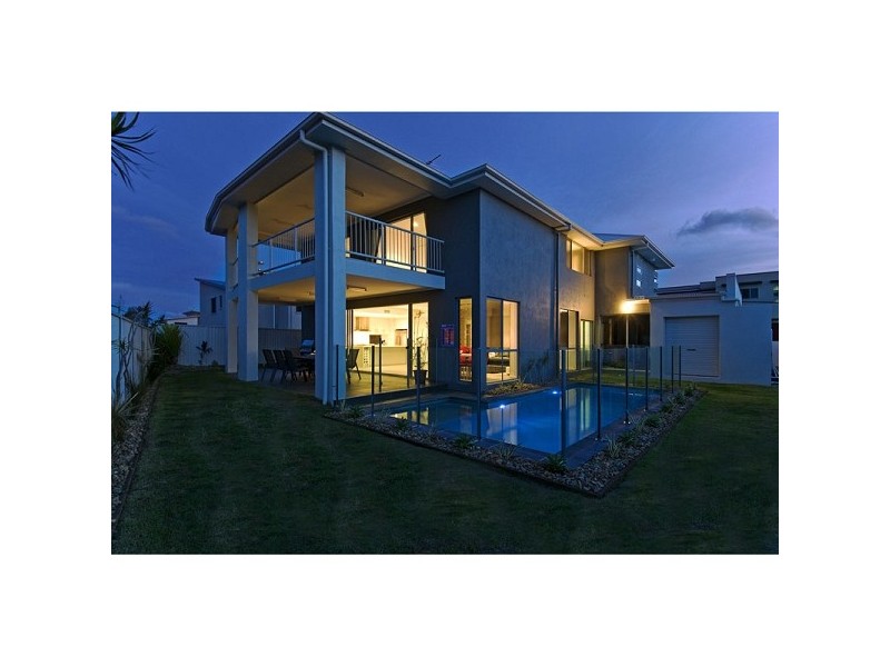 2 Baycrest Place, Thornlands QLD 4164
