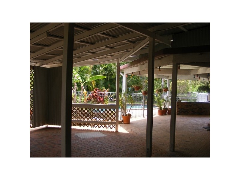 2 Caston Court, Birkdale QLD 4159