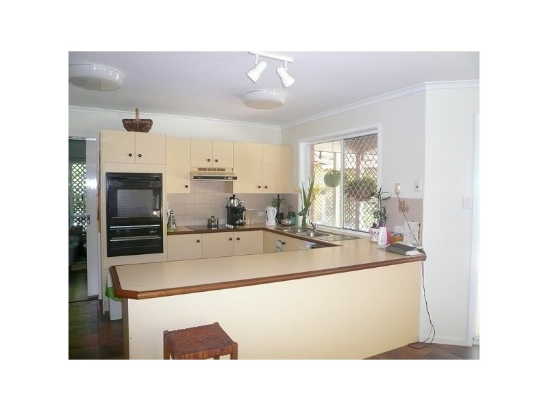 2 Caston Court, Birkdale QLD 4159