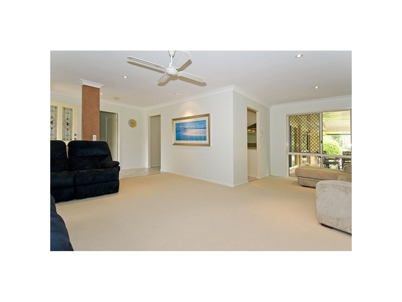 18 Marjorie Buckler Avenue, Redland Bay QLD 4165