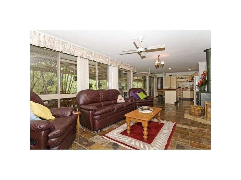 249 Avalon Road, Sheldon QLD 4157