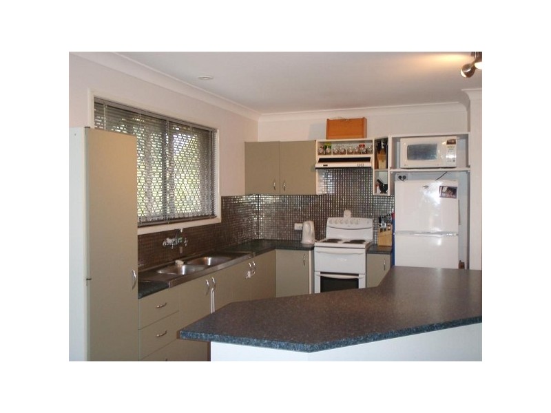 202 James Street, Redland Bay QLD 4165