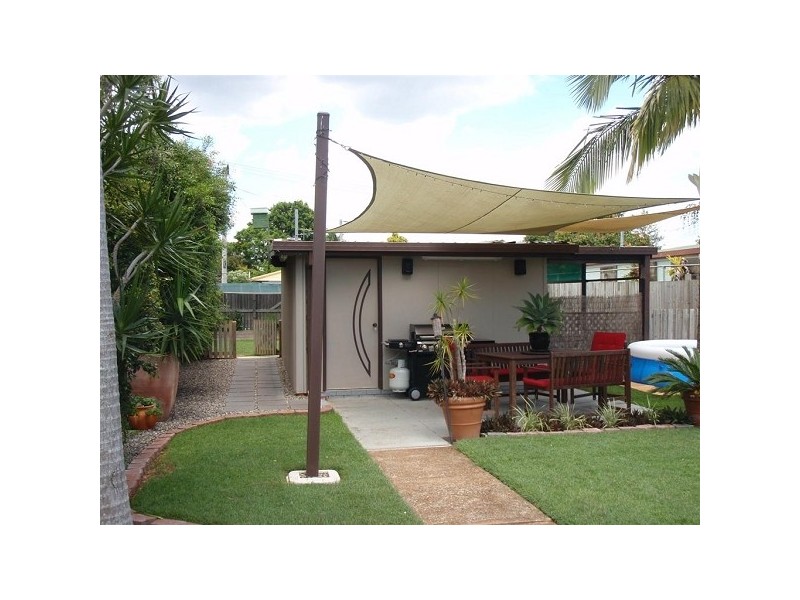 202 James Street, Redland Bay QLD 4165