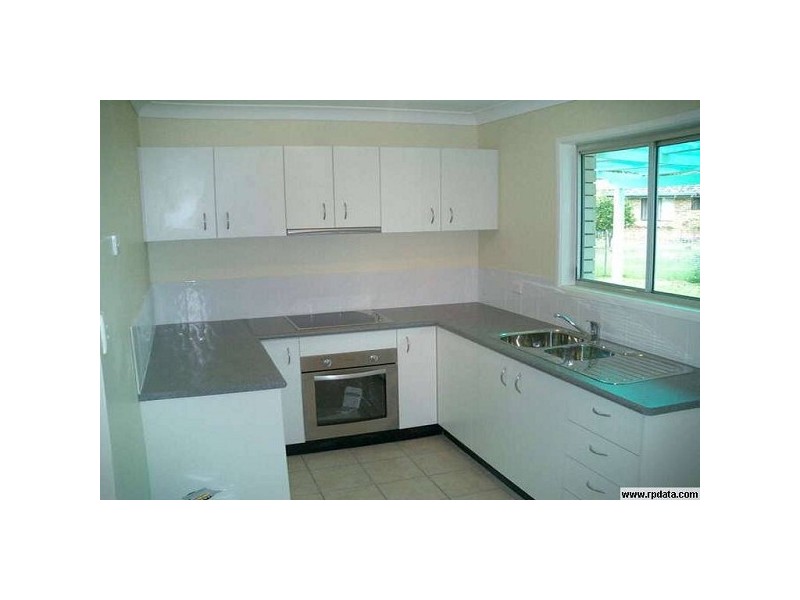 8 Ostend Court, Cleveland QLD 4163