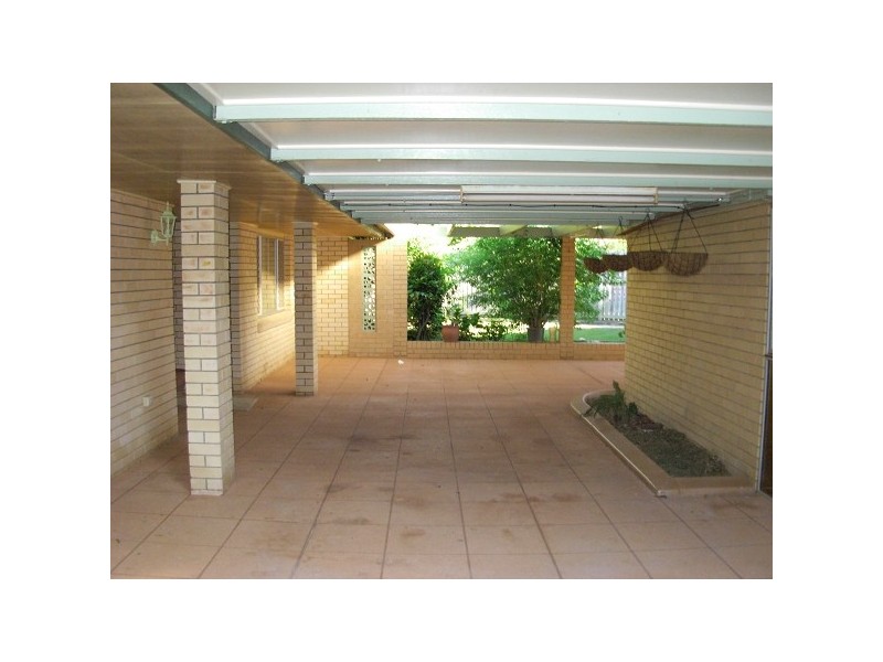 16 Balandra Street, Capalaba QLD 4157