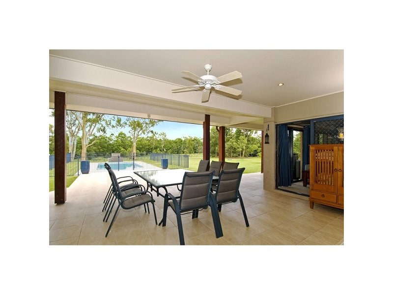 63 Luke Street, Thornlands QLD 4164