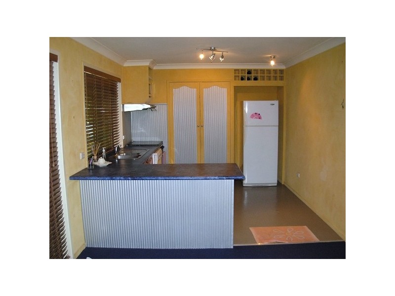 2 Marana Street, Coochiemudlo Island QLD 4184