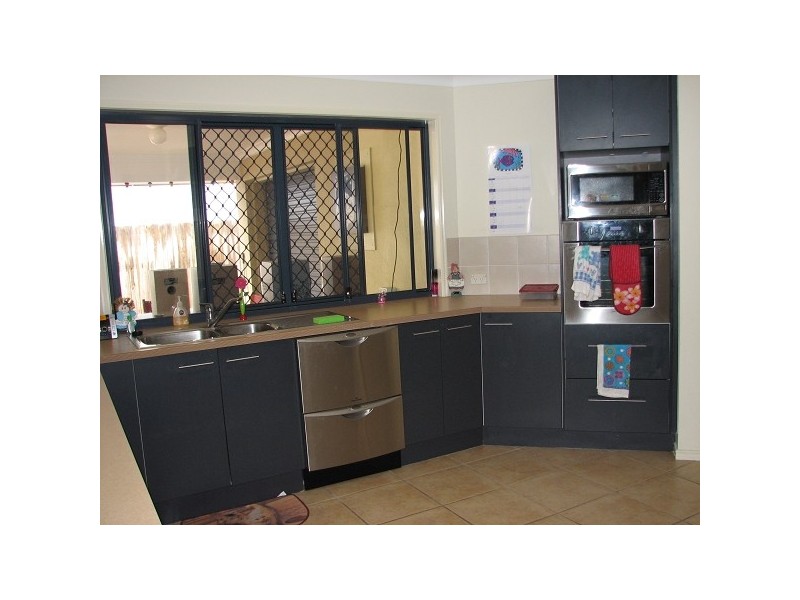 2 Gretchen Circuit, Thornlands QLD 4164