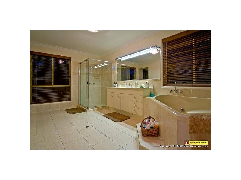 2 Yasmin Court, Thornlands QLD 4164