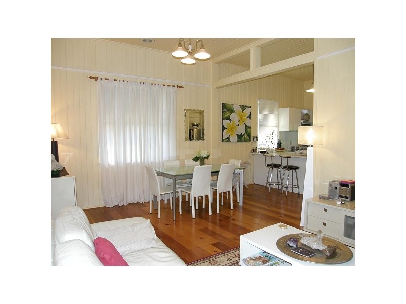 141 Russell Street, Cleveland QLD 4163