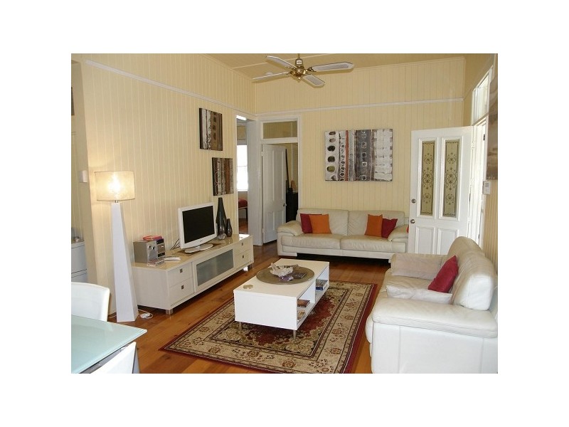 141 Russell Street, Cleveland QLD 4163