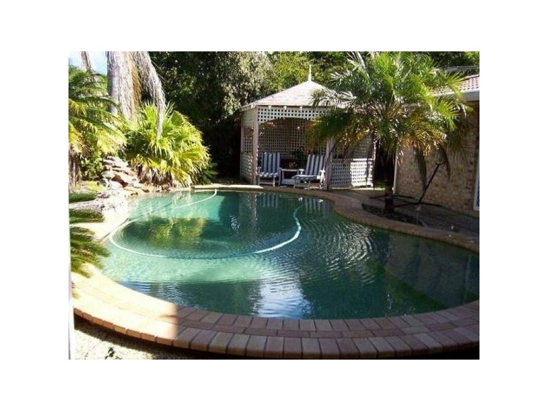 9 Adrian Street, Victoria Point QLD 4165